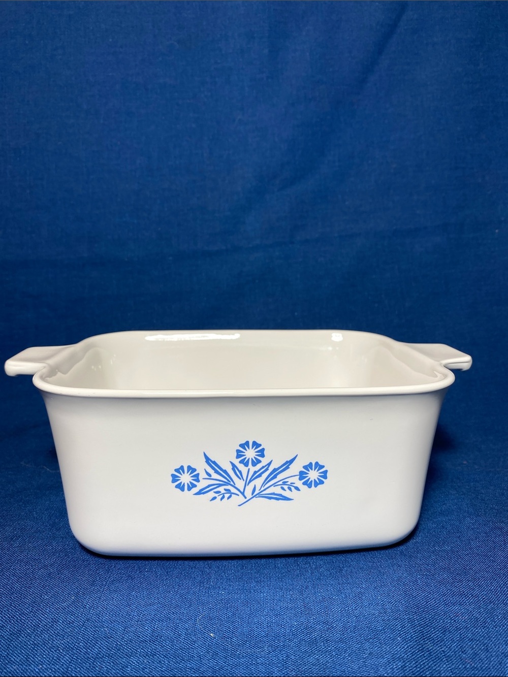 Corningware Vintage 1.5 quart baking dish P-4-B in Blue Cornflower - no lid
